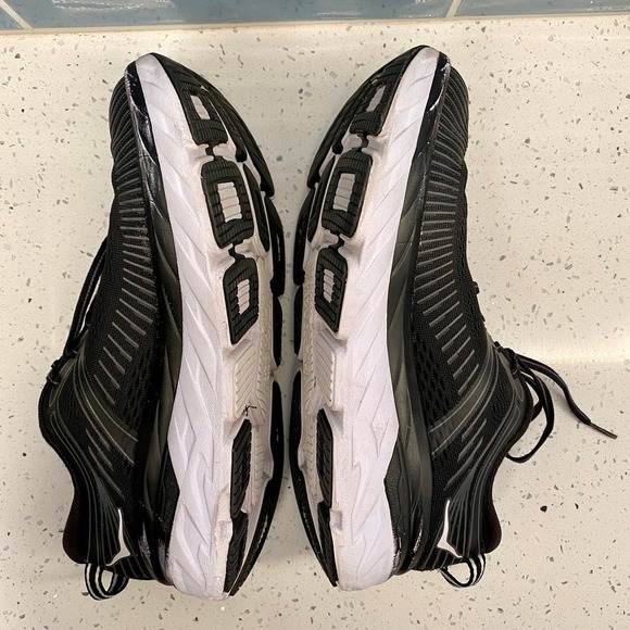 Hoka One One Bondi 7 Black White Athletic‎ Running Shoes Sneakers Men\'s Size 8 main image 6